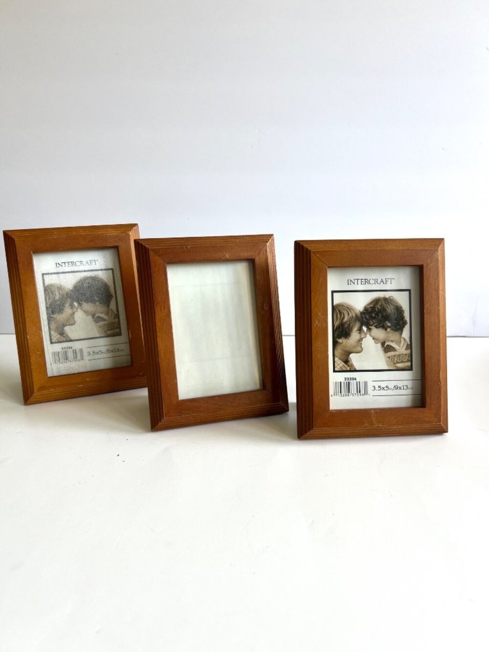 Vintage Intercraft Wooden Picture Frame - Set of 3